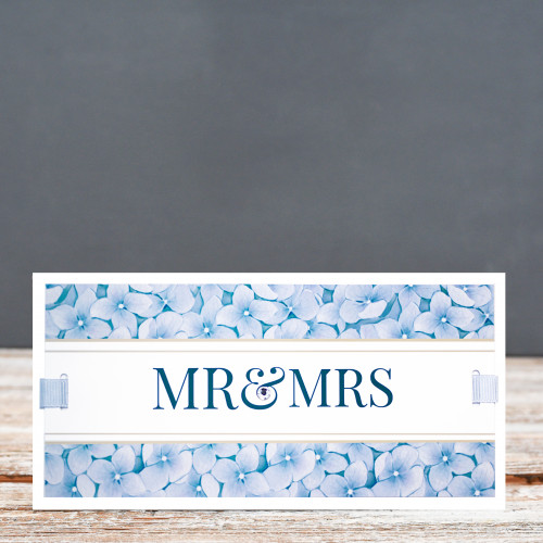 MR & MRS
